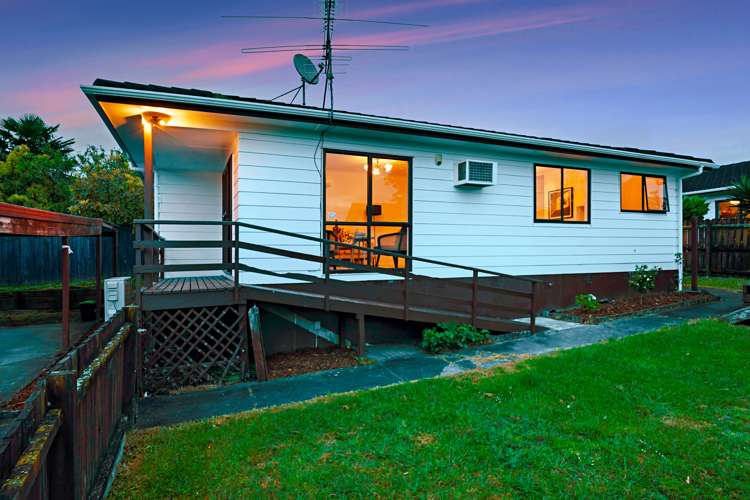 1/24 Edwin Freeman Place Ranui_13