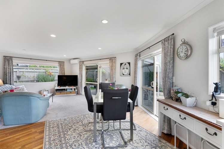 10 Chesterfield Way Orewa_7