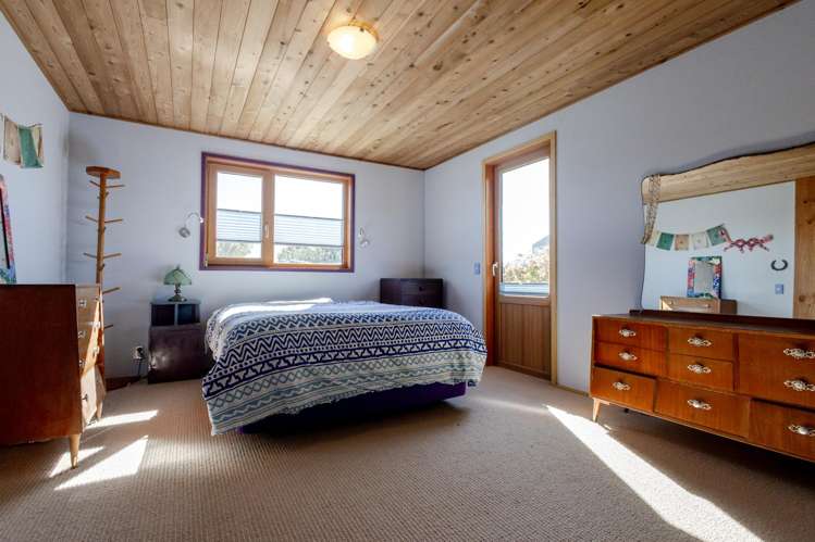 99 The Strand Okarito_15