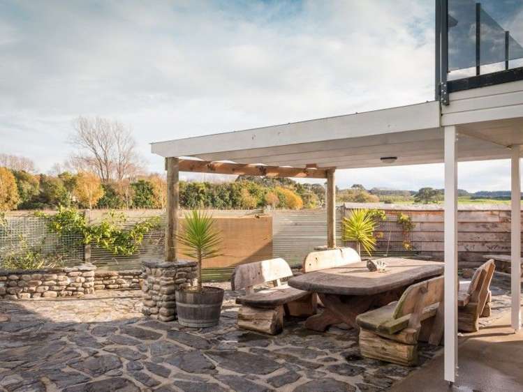 71 Takapu Road Manakau_14