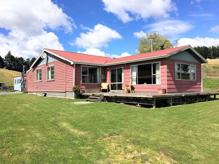 42 Romahapa Road Balclutha_2