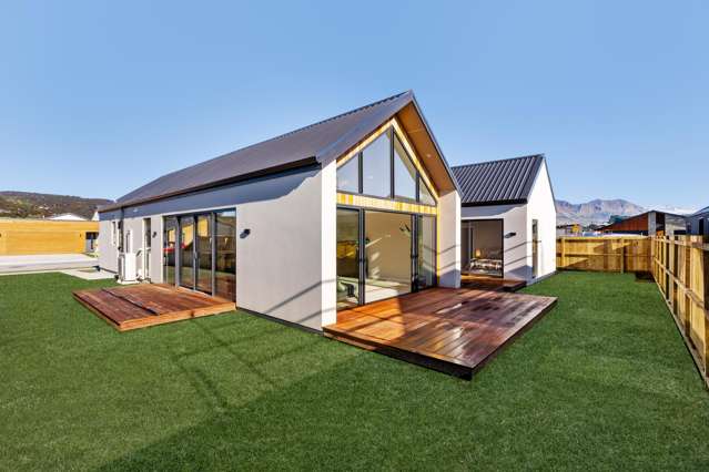 3 Onyx Street Albert Town_1