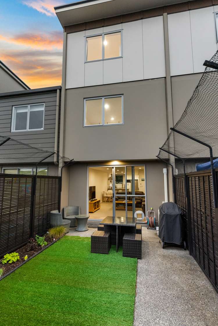 12/1 Gracechurch Drive Flat Bush_26