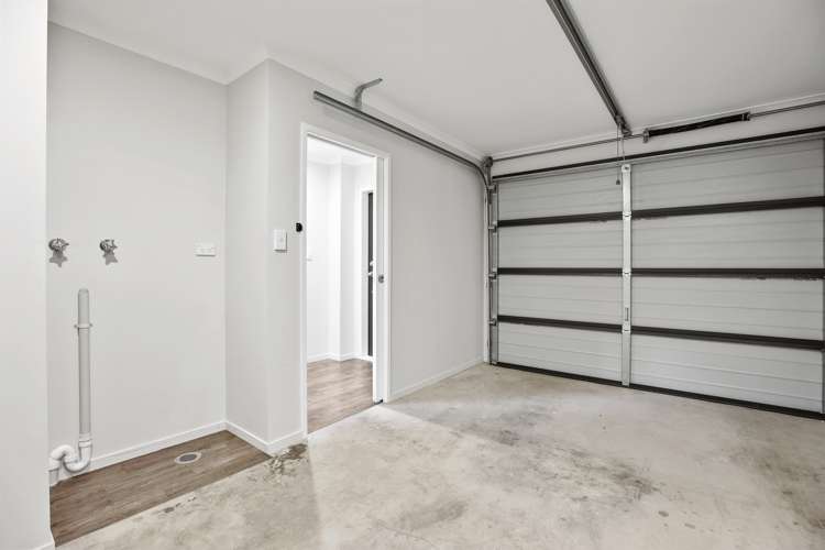 1/16 Jones Crescent Melville_17