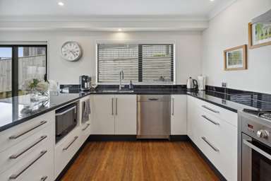 81 Endeavour Drive_1