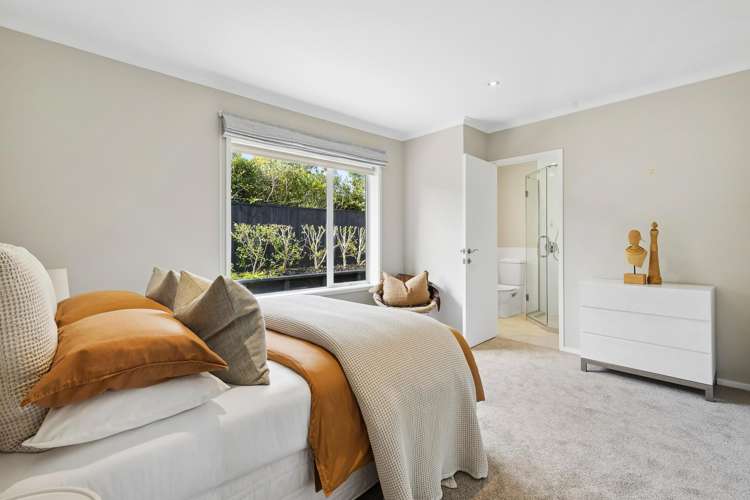 11 Holly Way Sunnyhills_18