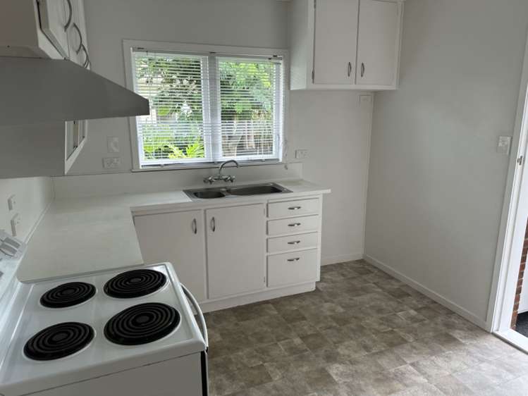 3/2 Tobruk Crescent Milford_4