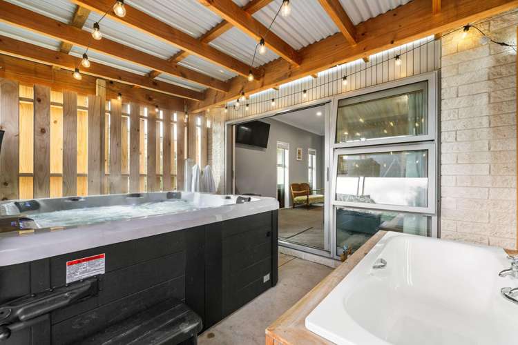 123 Dittmer Drive West End_18