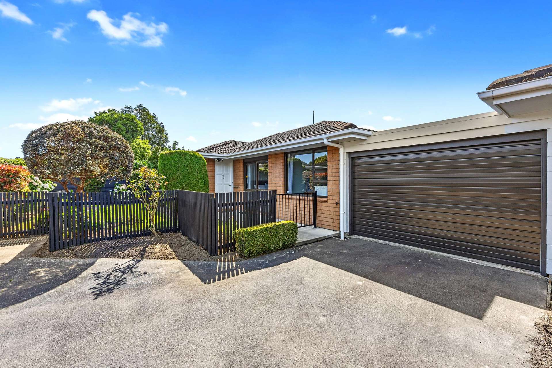 2/58 Ambleside Drive Burnside_0