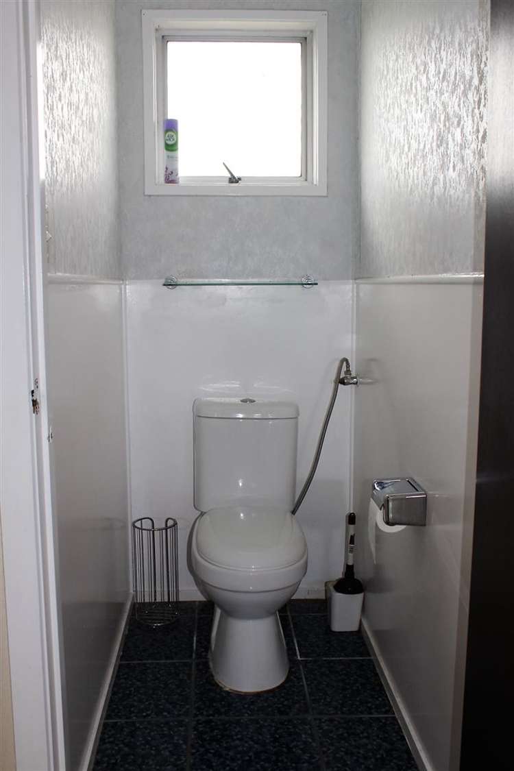 15 Almay Place Clover Park_8