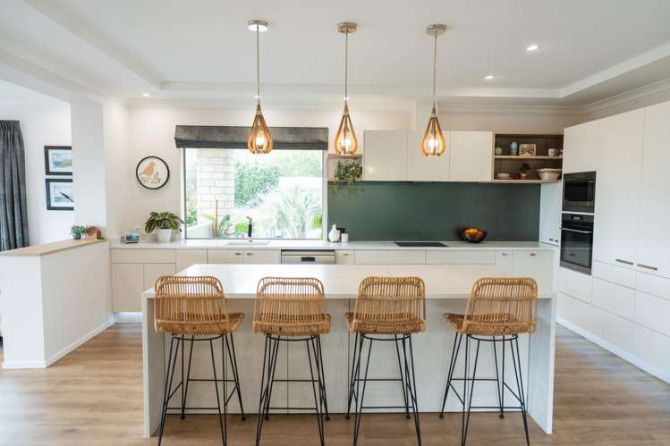 28 Churchill Drive_0