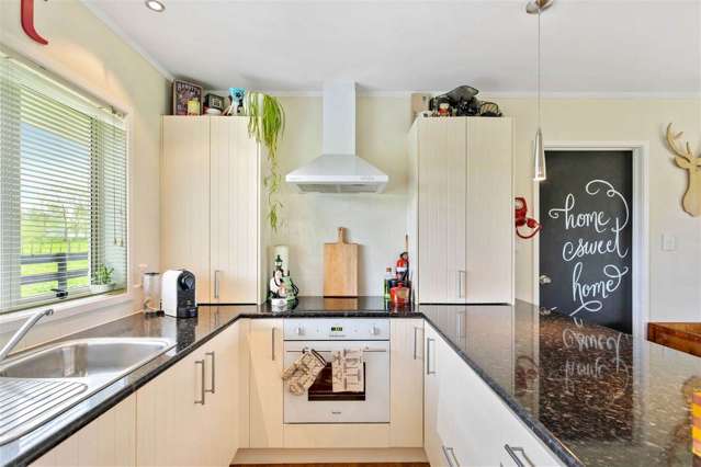 1275 Kahikatea Flat Road Kaukapakapa_4