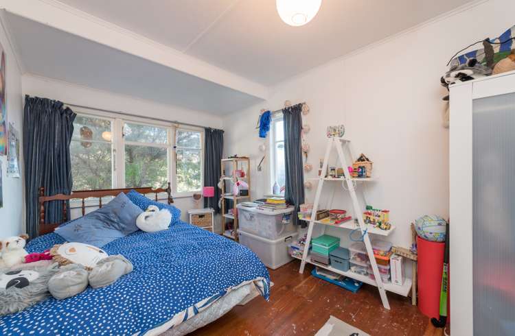 49 Murphy Street Toi Toi_6