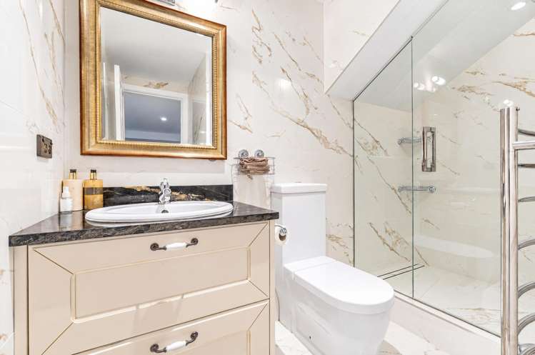 9 Karori Crescent Orakei_21