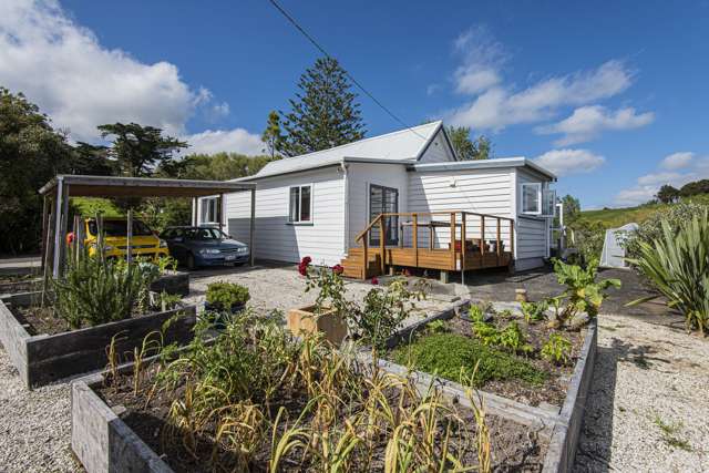 46 Whakapirau Road Maungaturoto_2