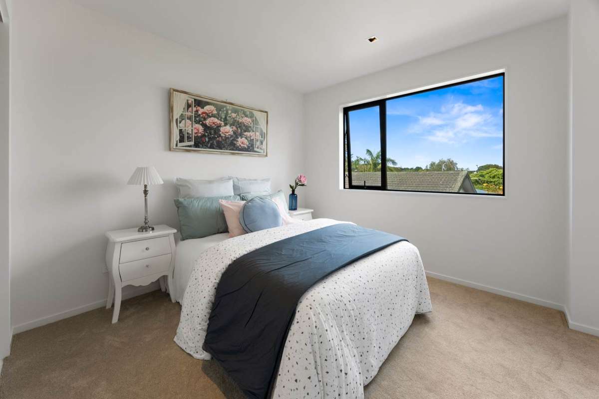 2 Hollywood Avenue_5