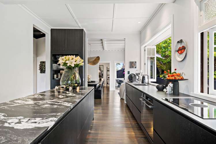 20 Seabreeze Road Narrow Neck_7