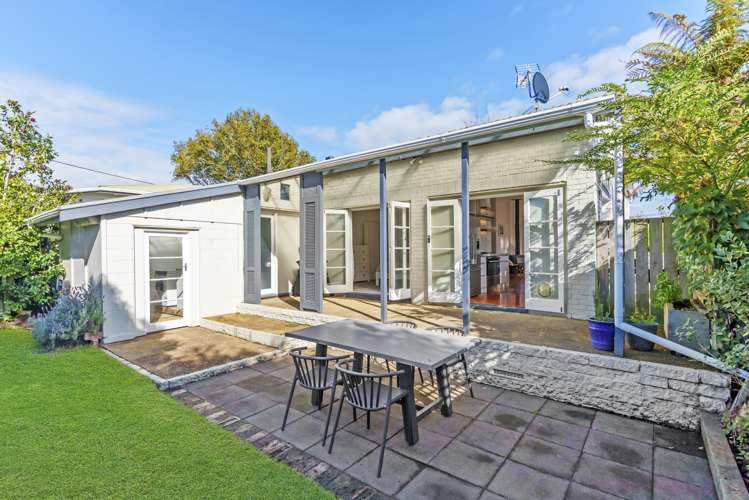 1/9 Cresta Avenue Beach Haven_12