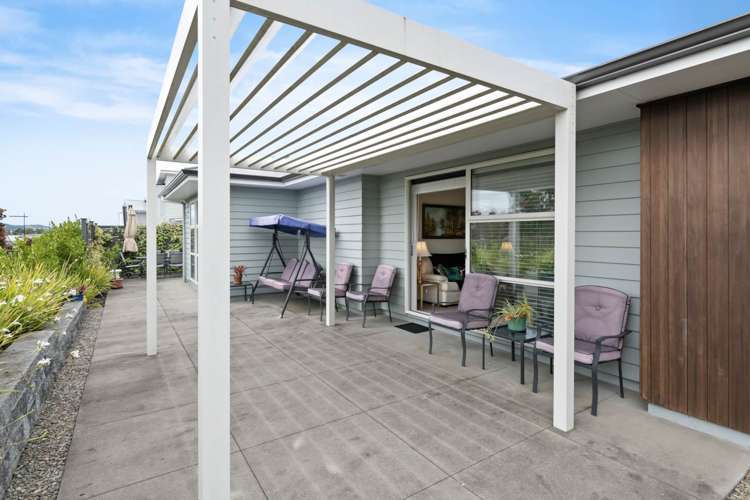 6 Taikura Avenue Red Beach_21