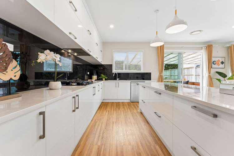 20 Mackay Drive Greenhithe_17
