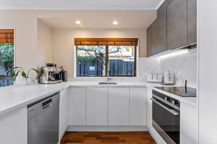 1/10 Harley Road Hauraki_13