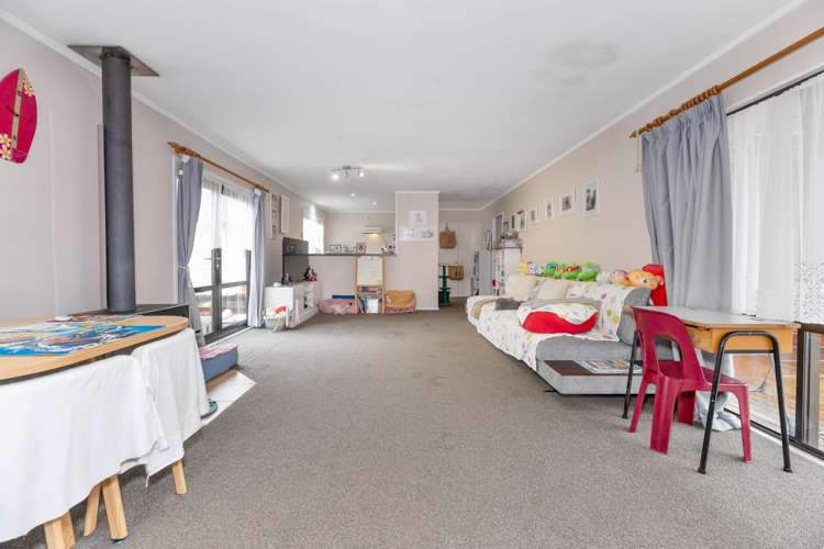 1/15 Seaglen Place Botany Downs_6