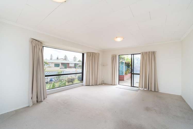 17 Russell Street Feilding_18