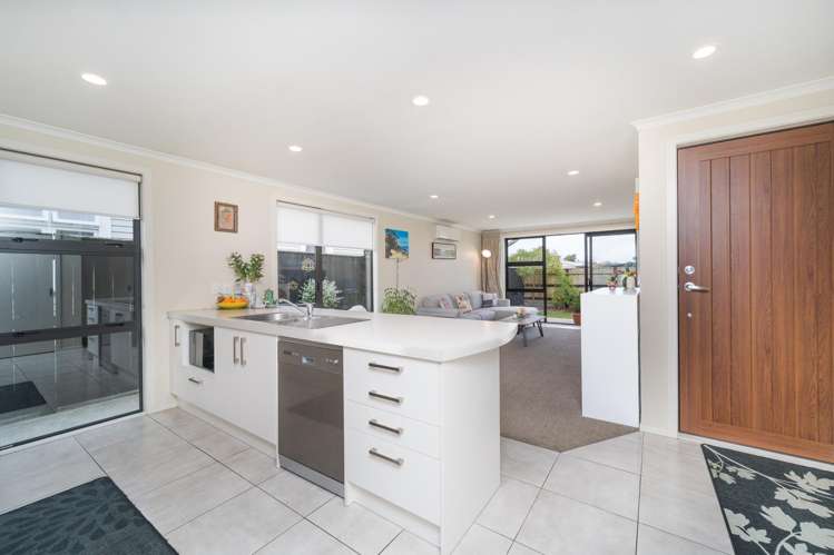 62 West Street West End_4
