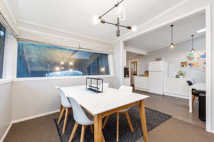 53 D'Oyly Drive Stanmore Bay_6