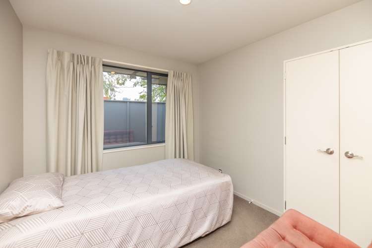 2/15 Johns Road Belfast_10