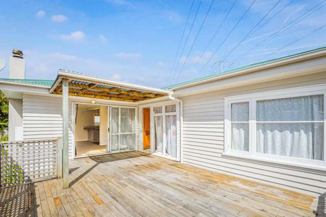 255 Te Atatu Road Te Atatu South_4