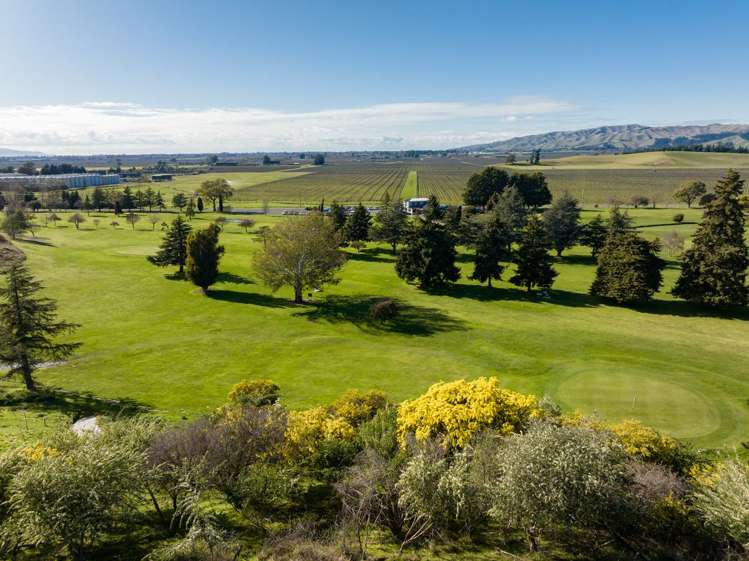 18 Golf View Close Fairhall_13