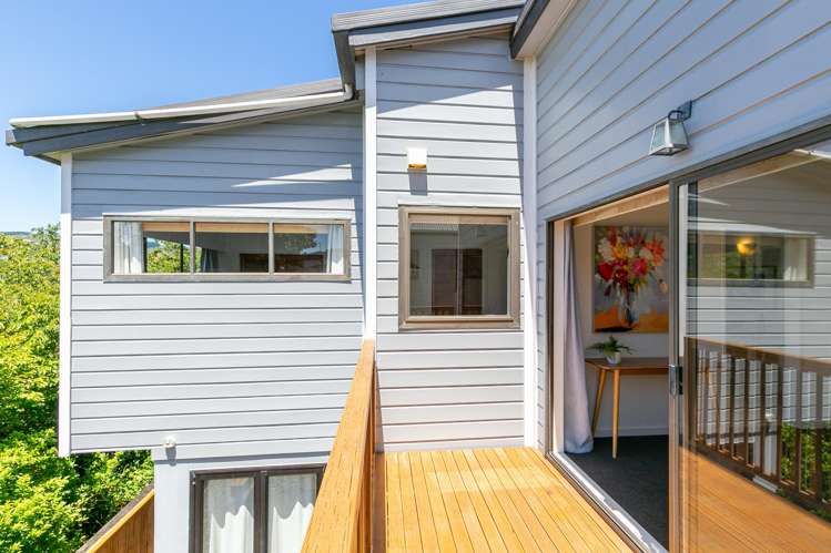 81 Fyvie Avenue Tawa_5