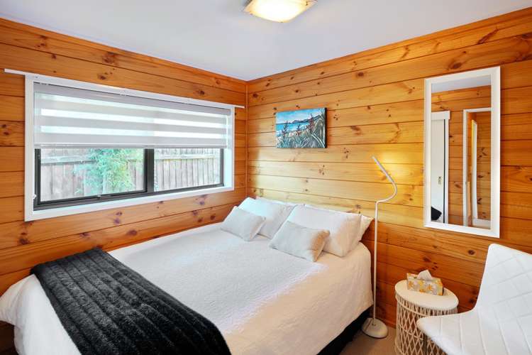 2/67 Hawthorne Street Strowan_17