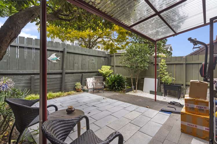 2/15 Ely Avenue Remuera_1