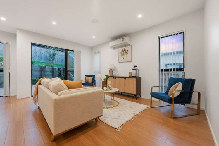10 Alluvial Street Flat Bush_6