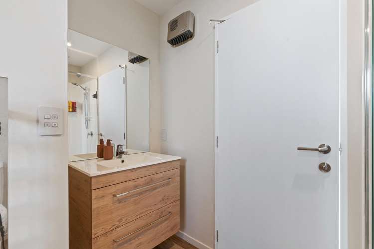 31 Ellesmere Street Marshland_18