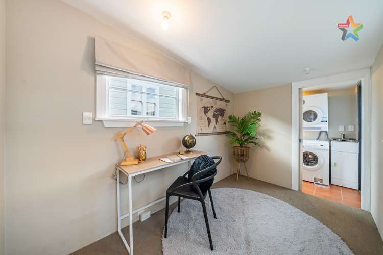24 Tory Street Petone_14