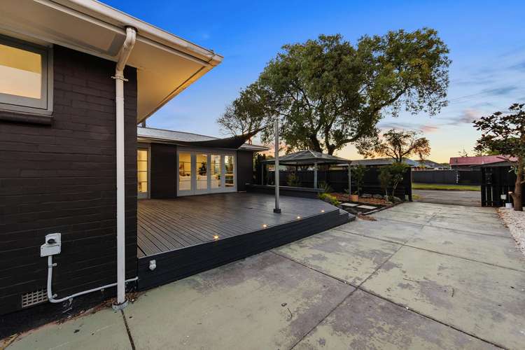 47 Carters Road Aranui_19