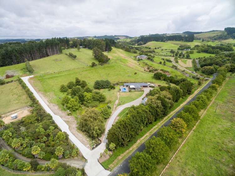 27 Twin Springs Drive Helensville_18