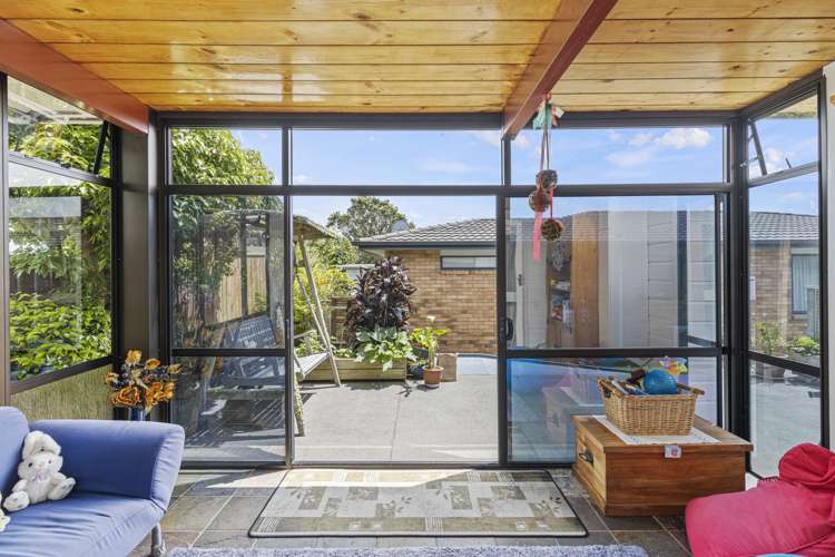 184 Tukapa Street Westown_23