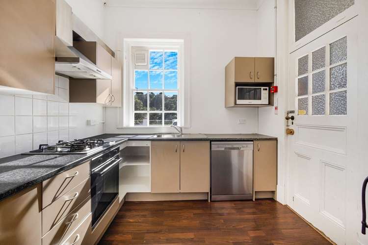 2/54 Northland Road Northland_3