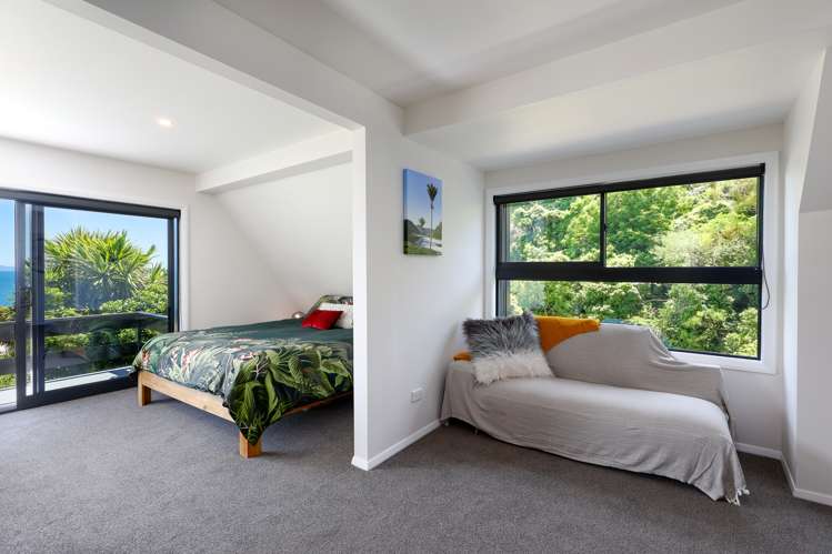 11 Airlie Street Glenduan_6