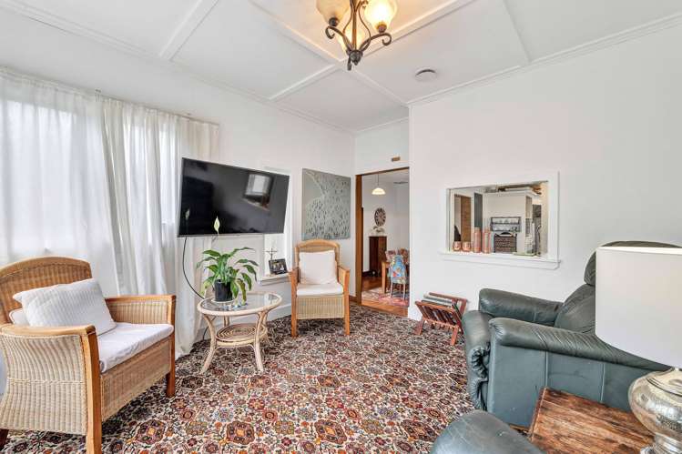 88 Vivian Street New Plymouth_6