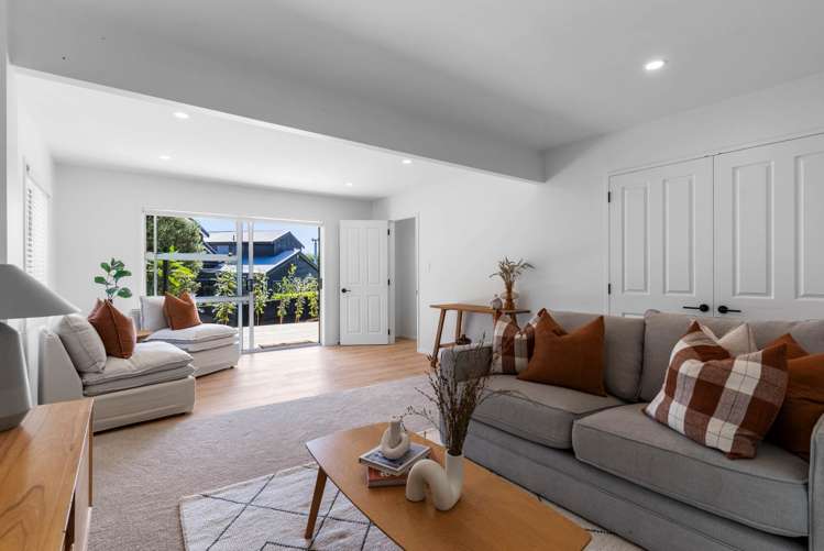 1 Tauhinu Road Greenhithe_21