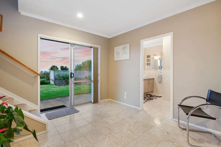 35 Roberts Road Matakatia_18