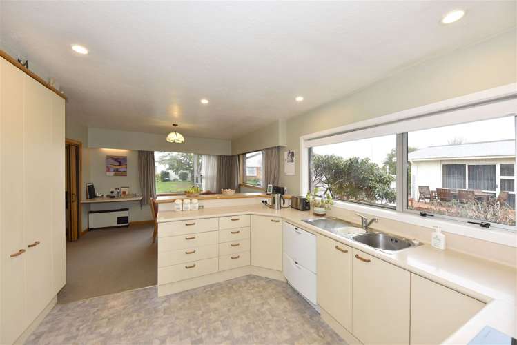 49 Doncaster Street Sockburn_12