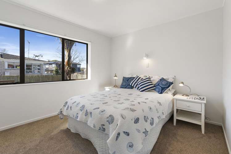 50B Mirrabooka Avenue Botany Downs_9