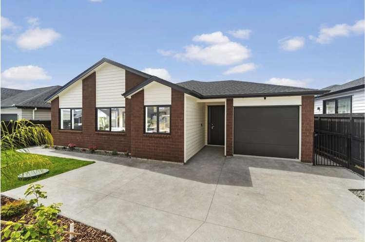 39 Tukutata Crescent Milldale_1