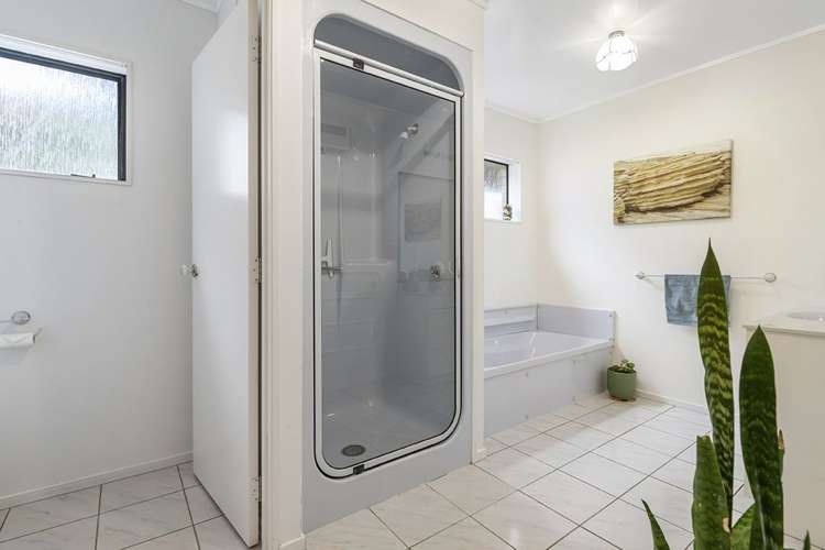 4 Shakespear Road Army Bay_9